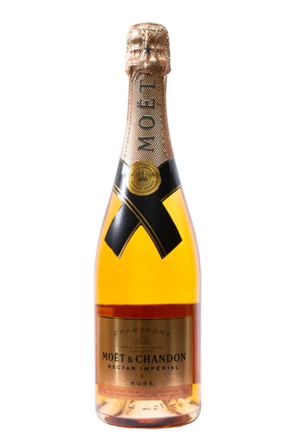 Moet and Chandon Nectar Imperial Rose Dry Champagne NV 75cl AKM0/2