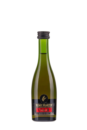 Green Rémy Martin cognac bottle with black and gold label on a white background (VSOP)